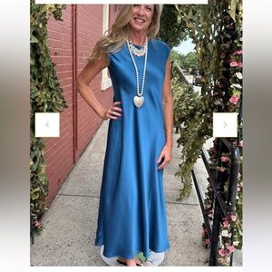 Lysse Silvana Bias Cut Midi Dress Dress NWT